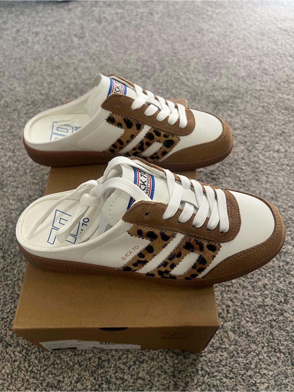 Back 70 Easter Mule - White Leopard